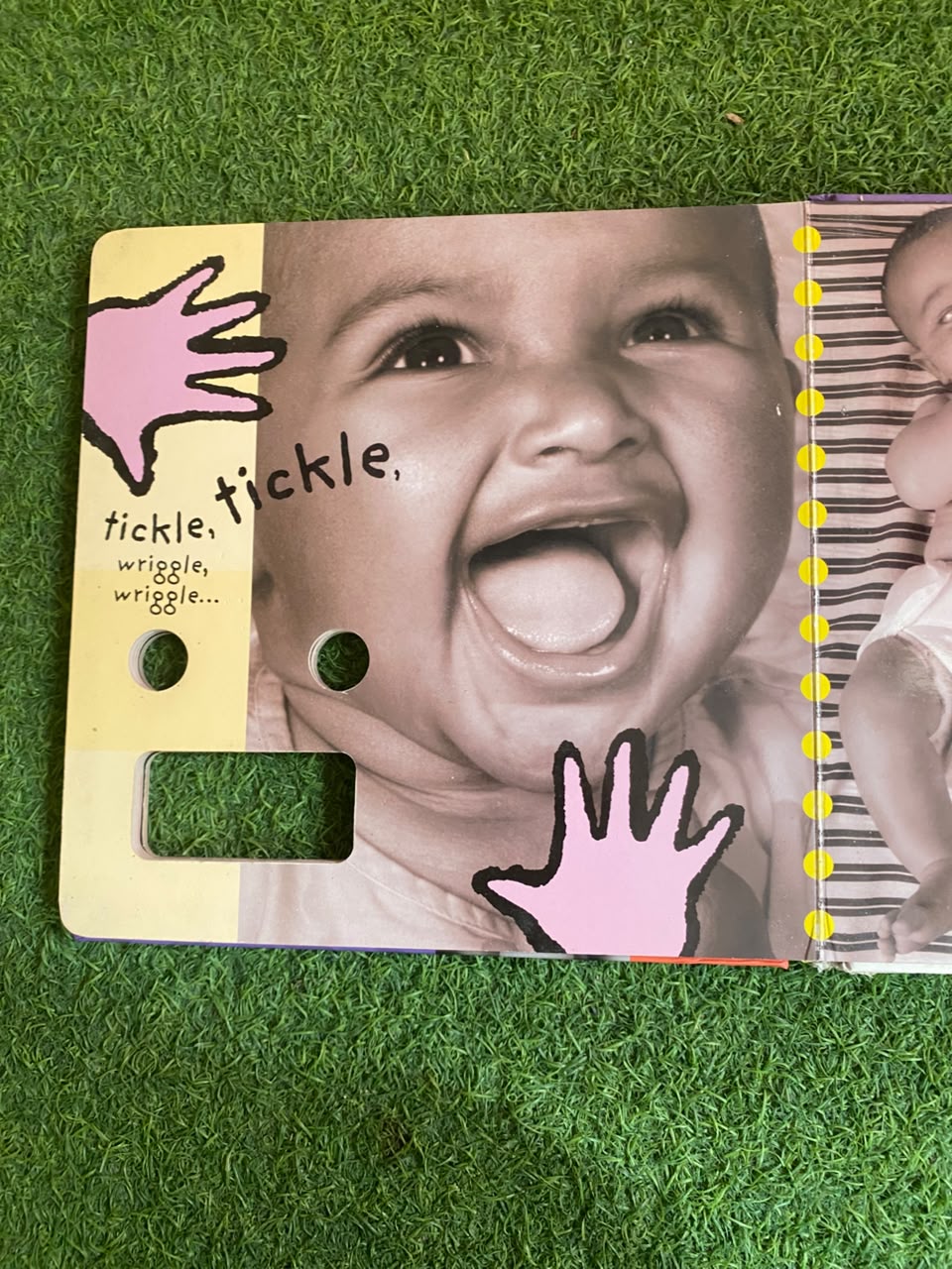 Preloved Giggle Baby Big Size Board Book